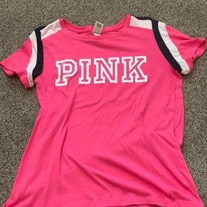 Vs pink t shirt
